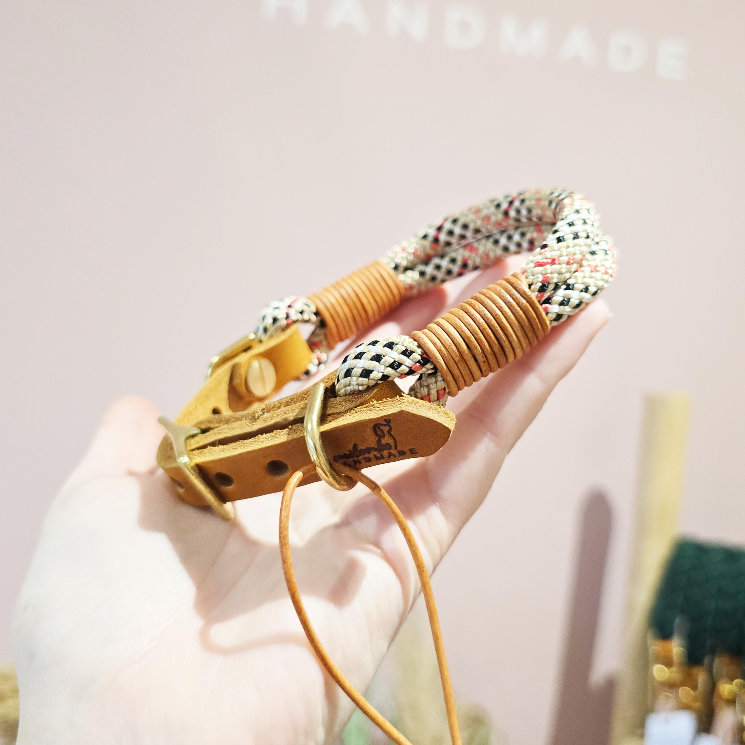 HU25-31cm Tauhalsband Tartan-Beige 